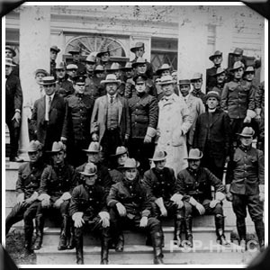 President Theodore Roosevelt's visit to the Wyoming barracks